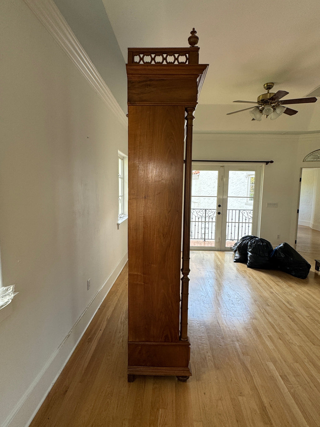 Vintage/Antique Tall Double Door Mirrored Armoire Wardrobe Cabinet