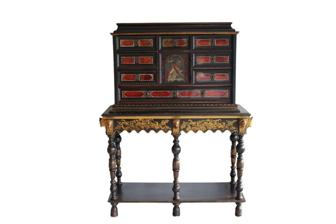Antique 17th Century Dutch Travelling Chest made in the Netherlands in c. 1680 with 18th Cent Chinoiseries Stand c. 1700s