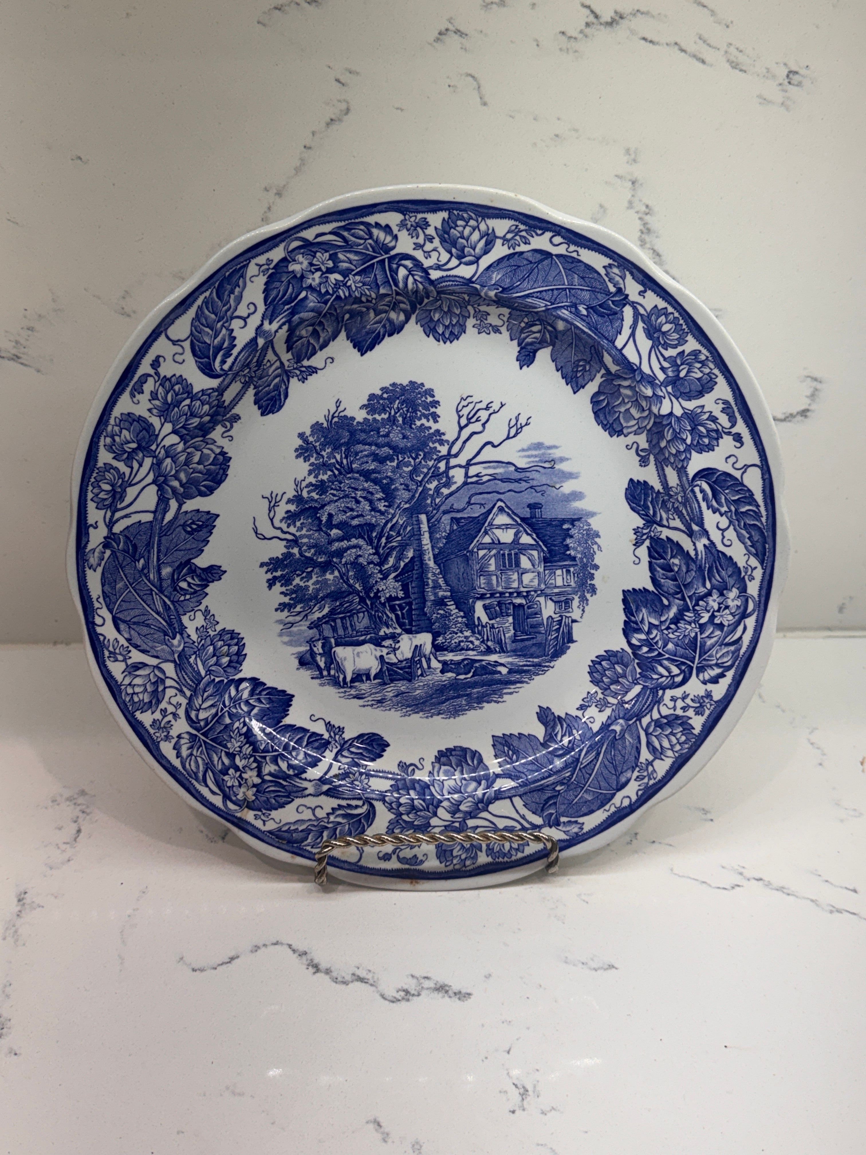Vintage 1990s Spode Blue and White Collection Decorative Plates - Set of 6