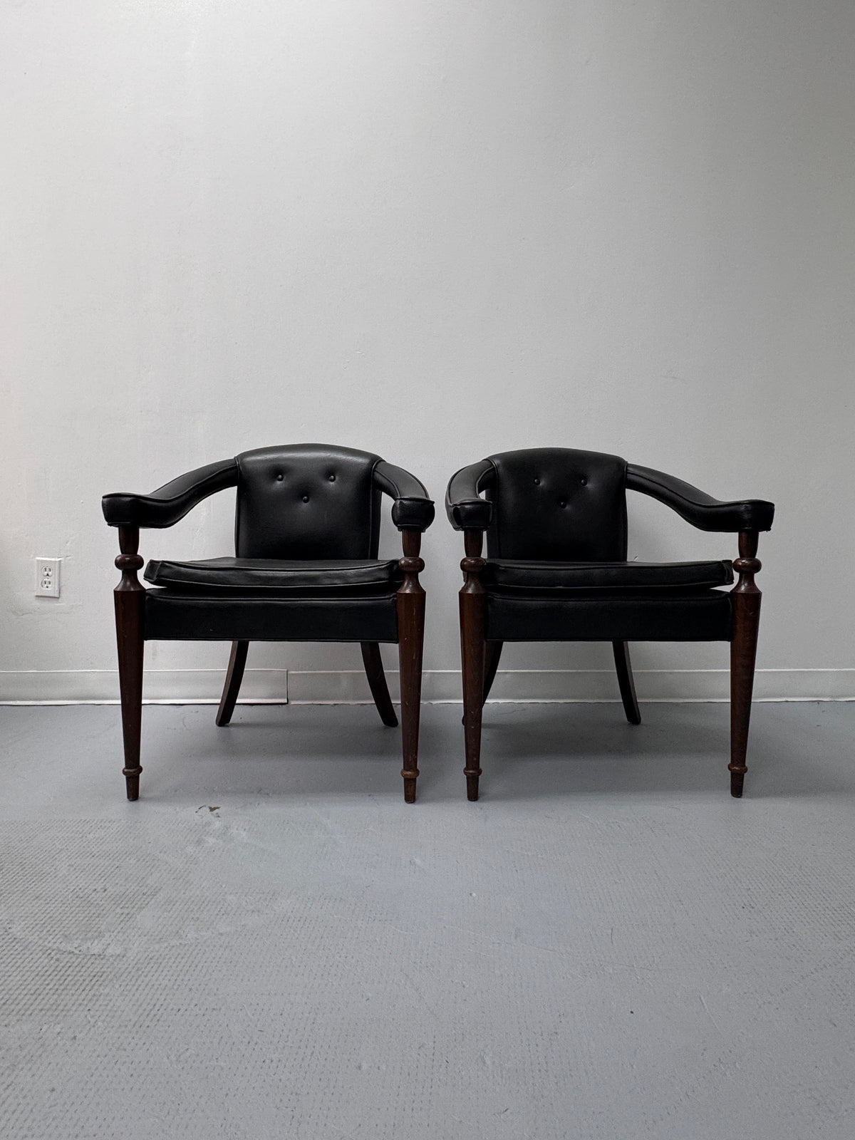 Vintage Tufted Leather Barrel-Back Tub Armchairs, Pair, c. 1970s