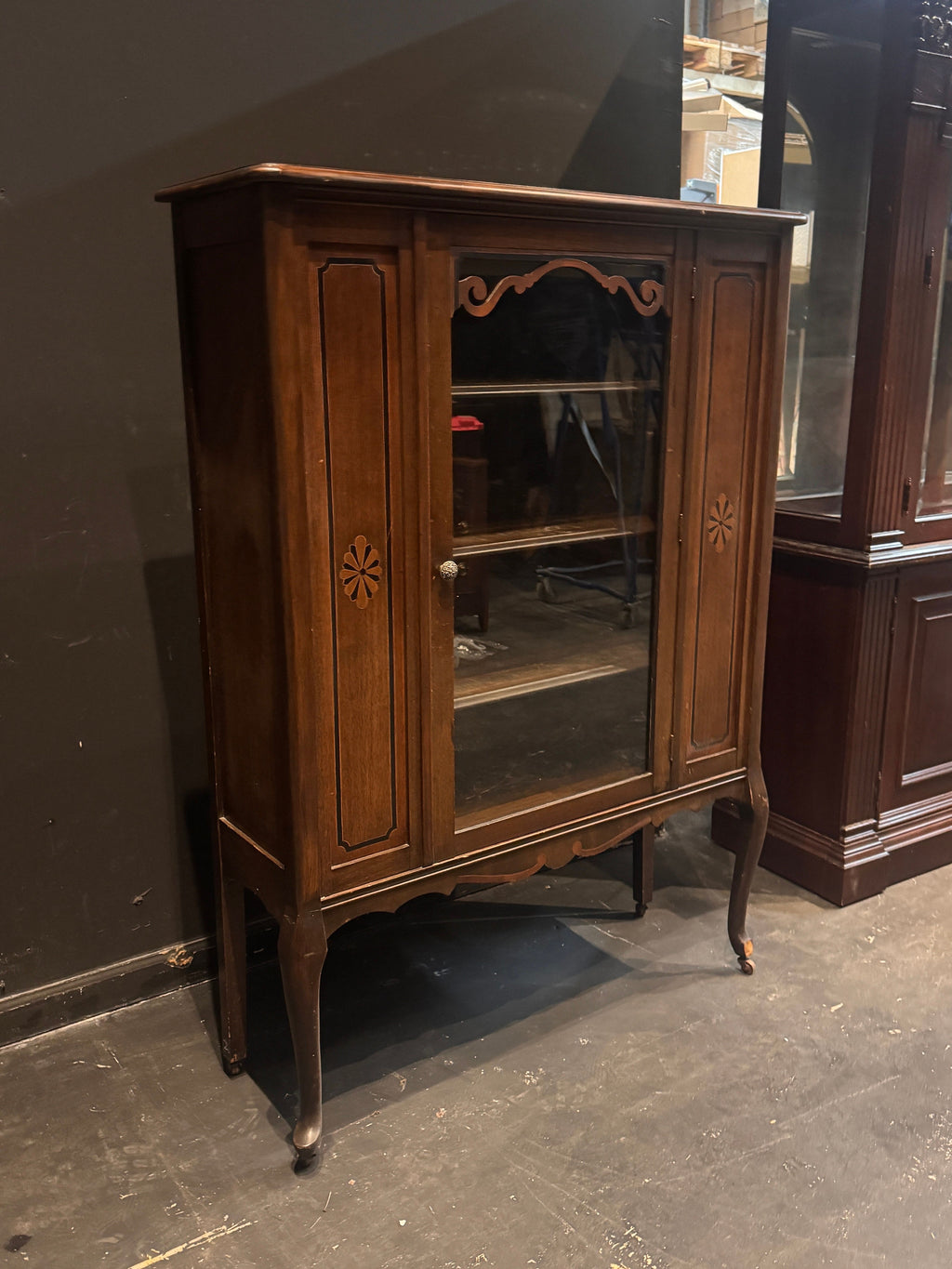 Antique Queen Anne Style Walnut Display Cabinet Bookcase Curio, c. 1920s