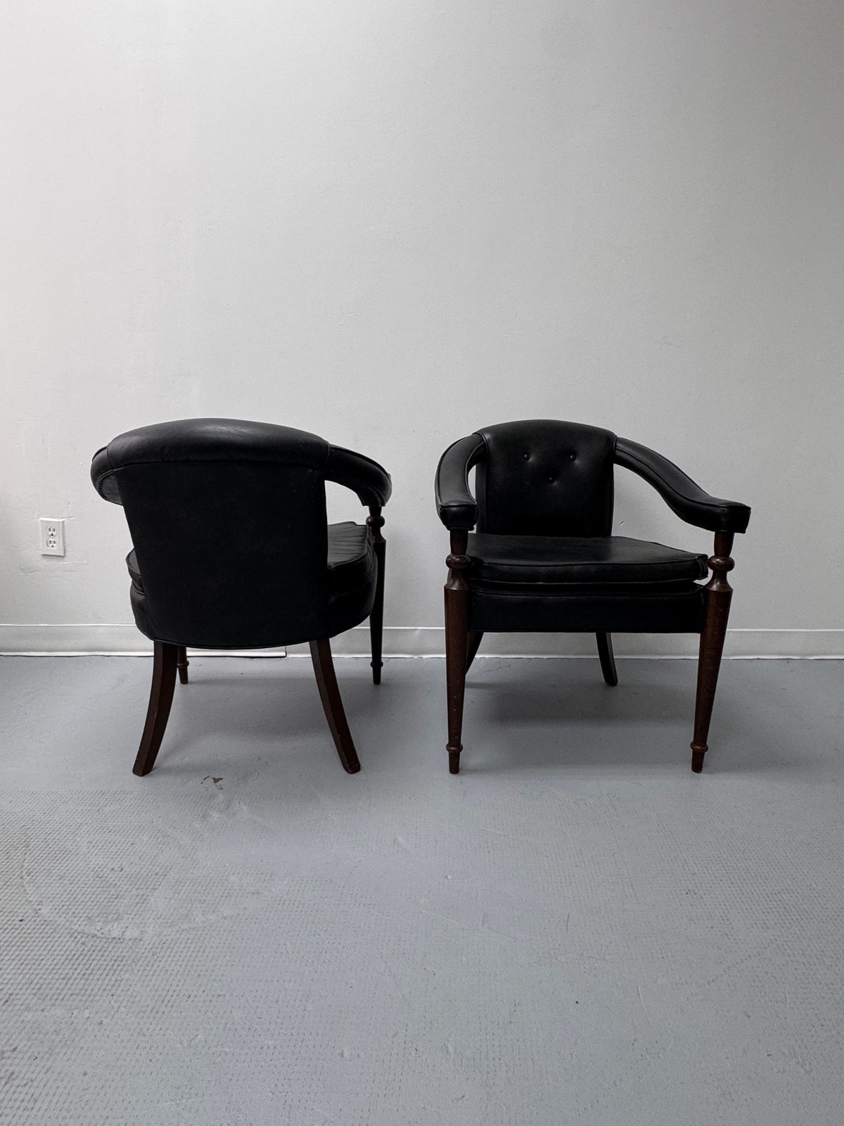Vintage Tufted Leather Barrel-Back Tub Armchairs, Pair, c. 1970s