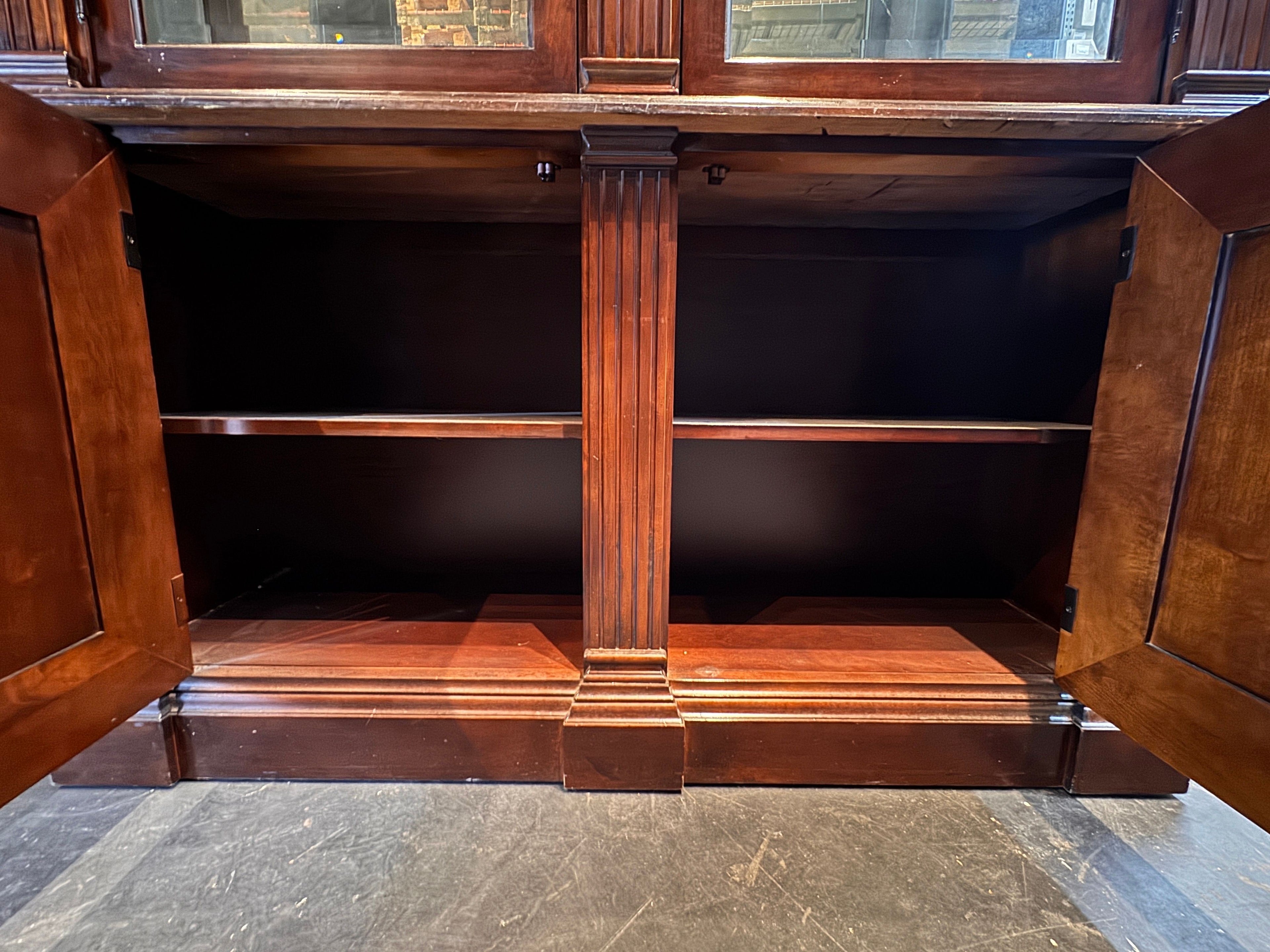 Bernhardt Traditional Breakfront China Cabinet with Glass Display, c. 1990s
