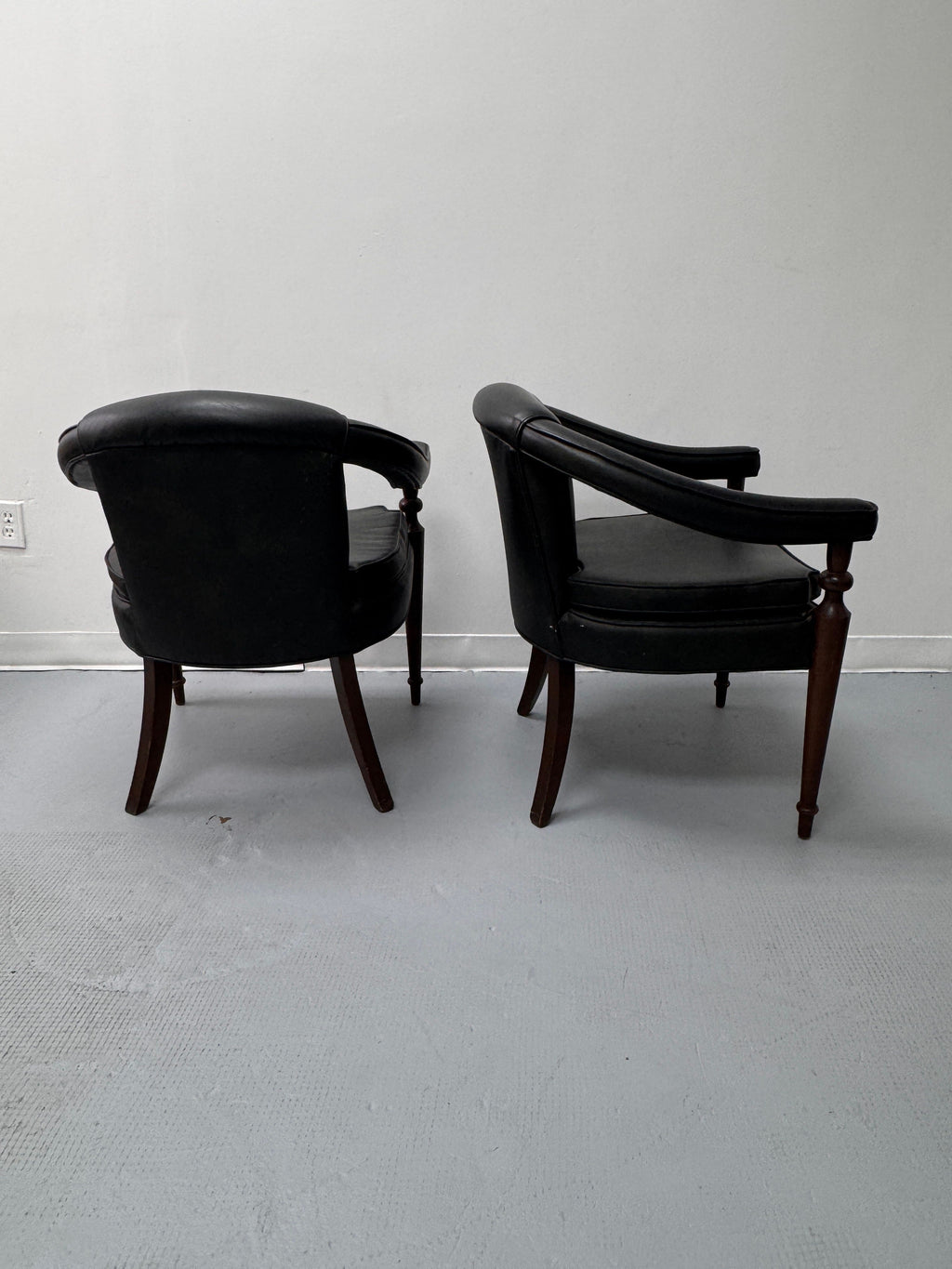 Vintage Tufted Leather Barrel-Back Tub Armchairs, Pair, c. 1970s