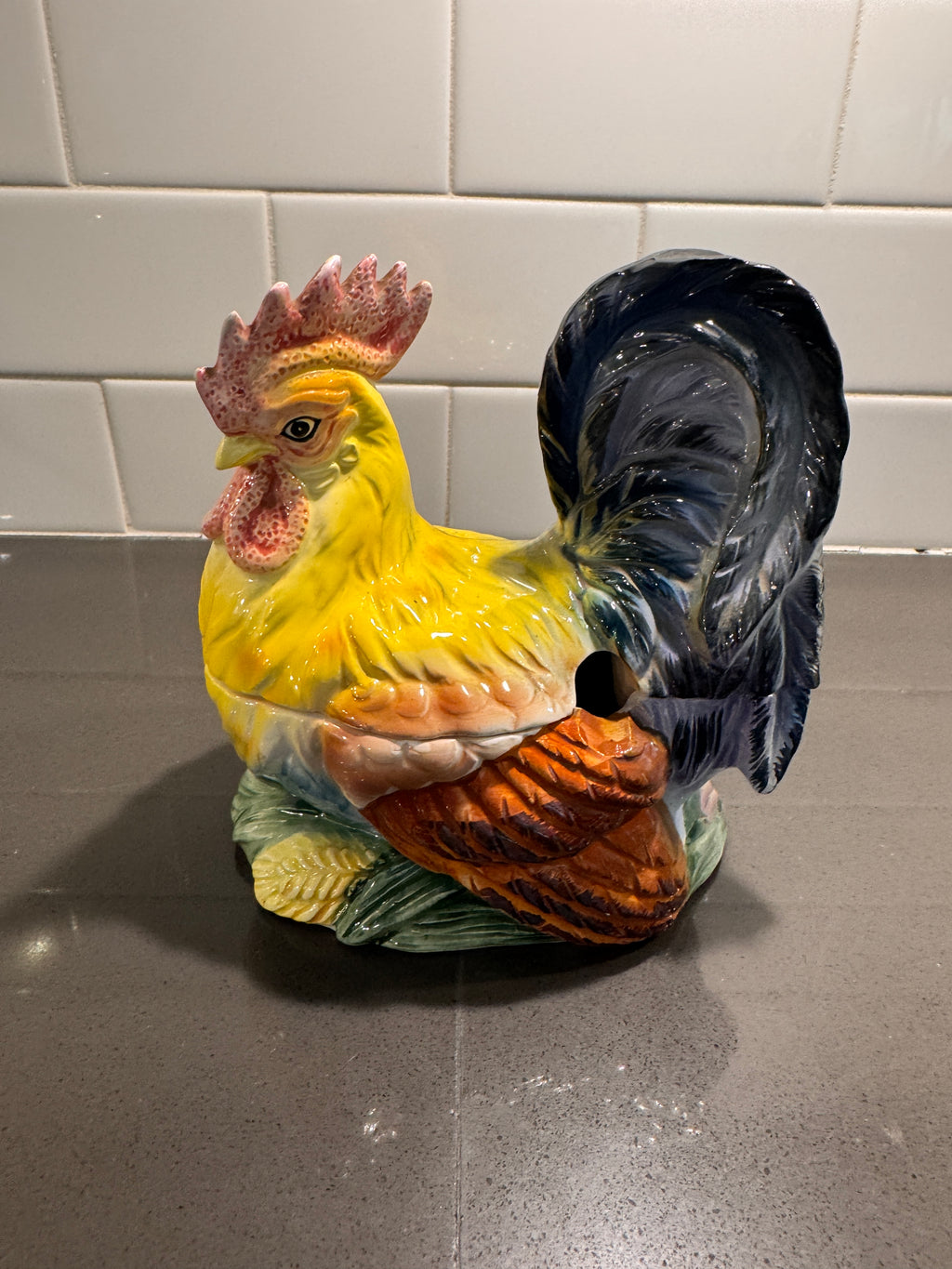 Vintage Ceramic Hens on Nest, c. 1960s