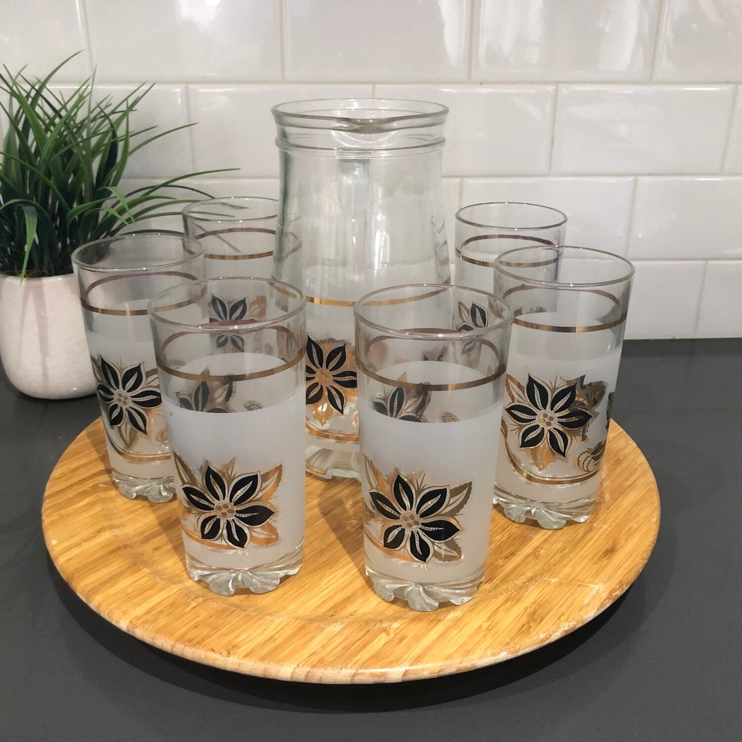 Cerve Italy De ValBor Hostess Set: Pitcher & Glasses