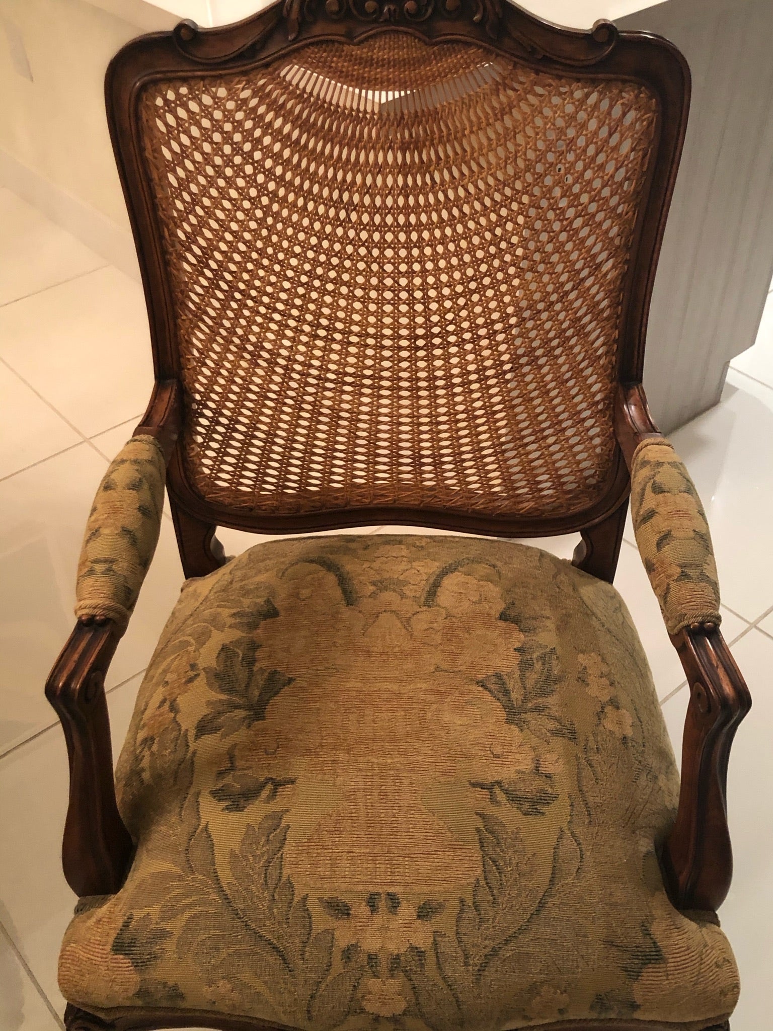 Traditional Lacquered Italian Dining Table Set