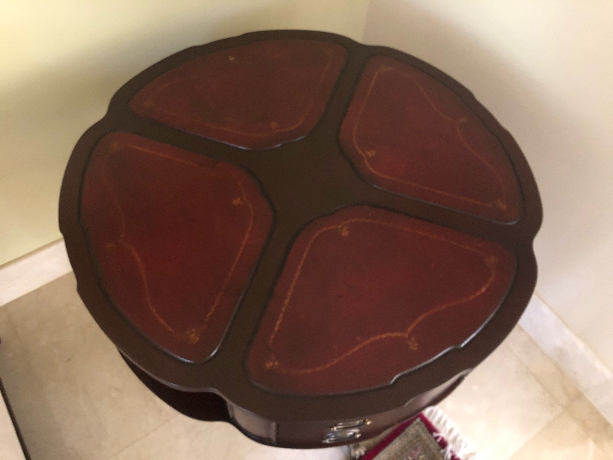 Antique Traditional Mahogany Drum Table