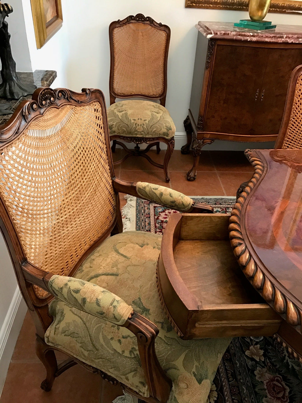 Traditional Lacquered Italian Dining Table Set