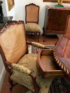 Traditional Lacquered Italian Dining Table Set