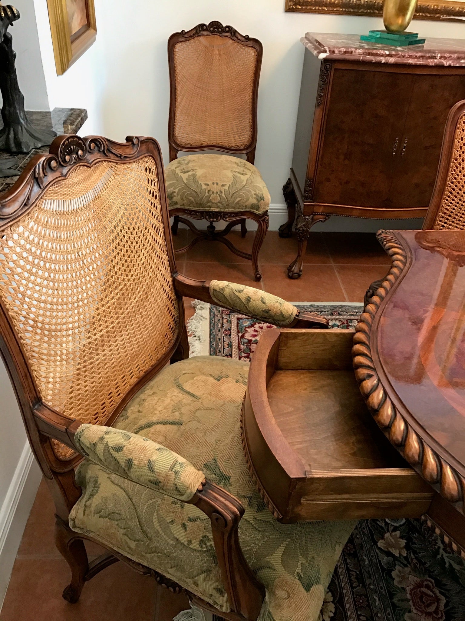 Traditional Lacquered Italian Dining Table Set