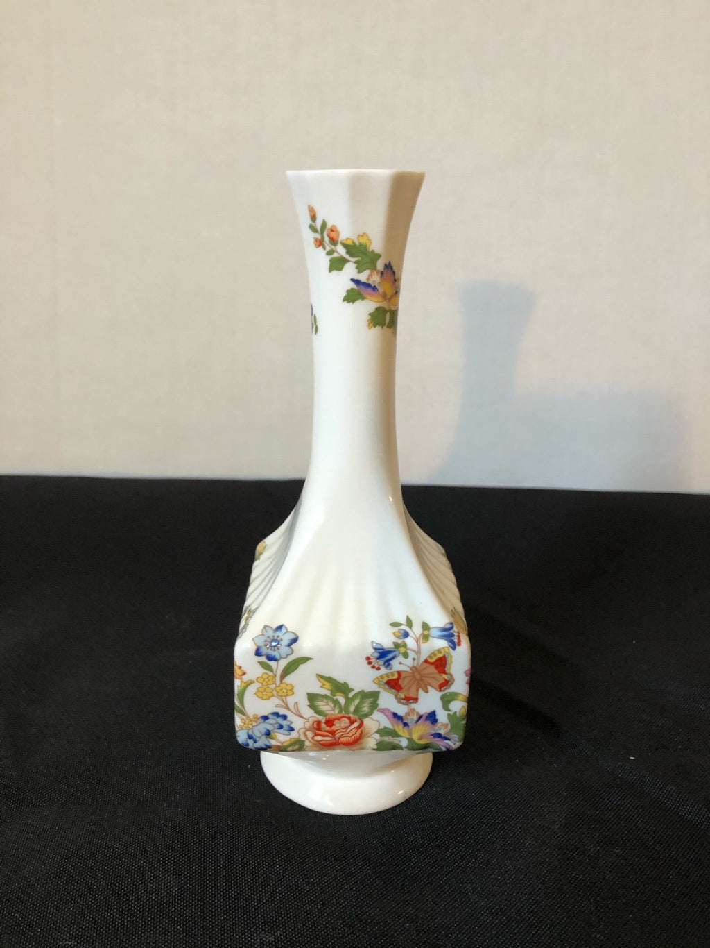 Aynsley Cottage Garden Fine English Bone China Vase