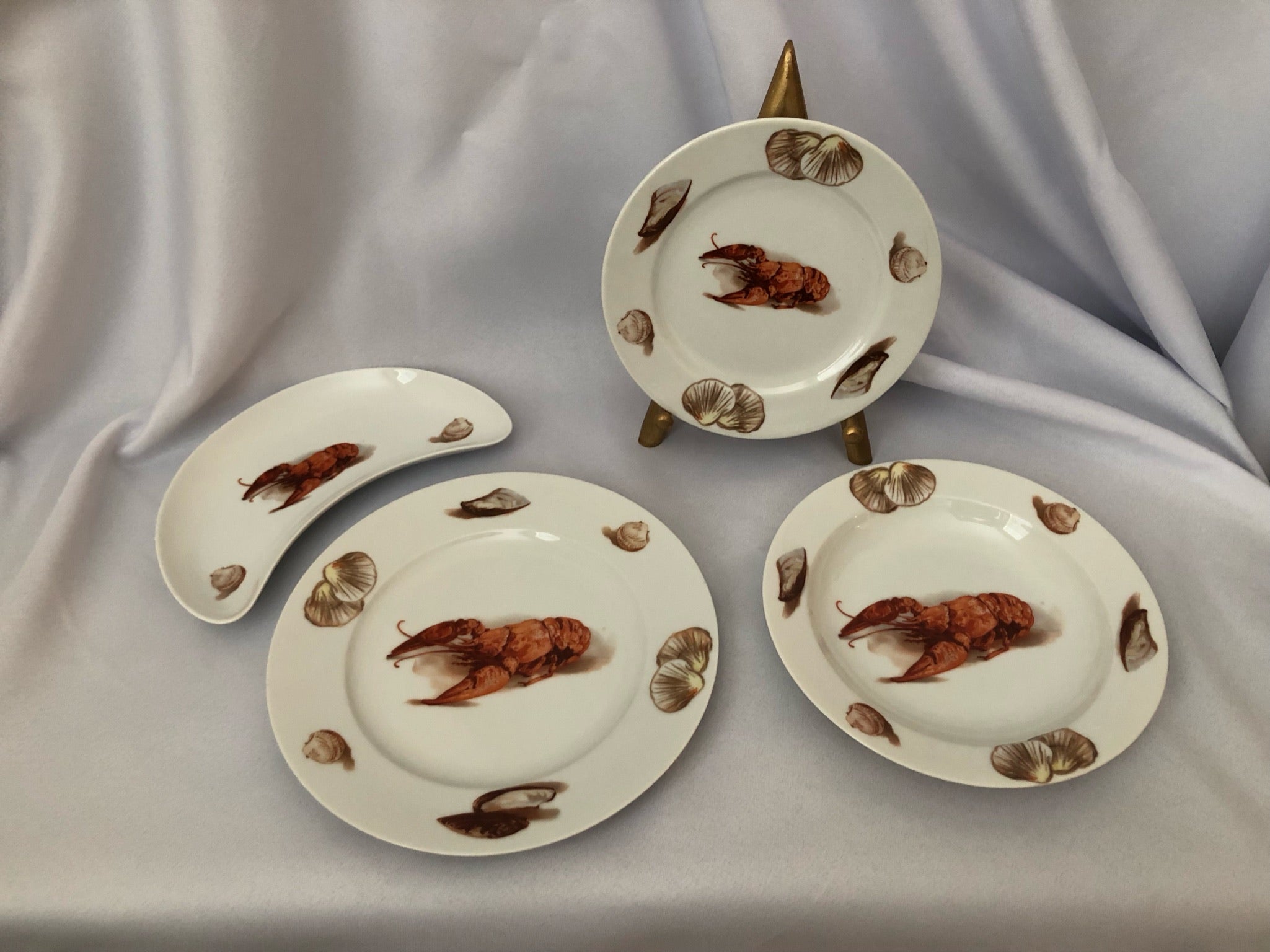 Vintage Kuba Bavarian Porcelain Lobster Dinnerware Set