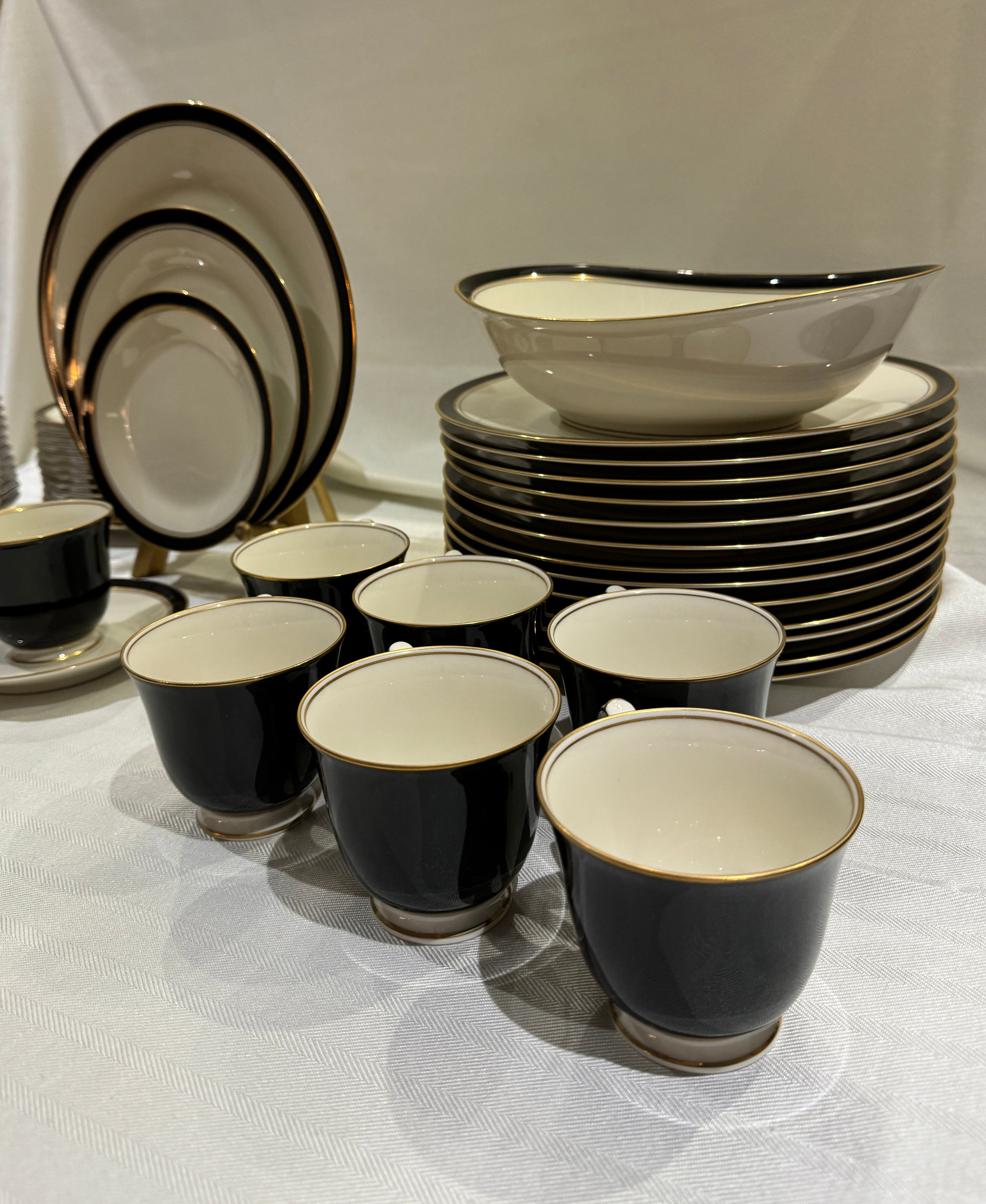 Noritake Ivory China - Model 7274 Ivory & Ebony, Made in Japan - 11 Place Settings - Sold as a Set