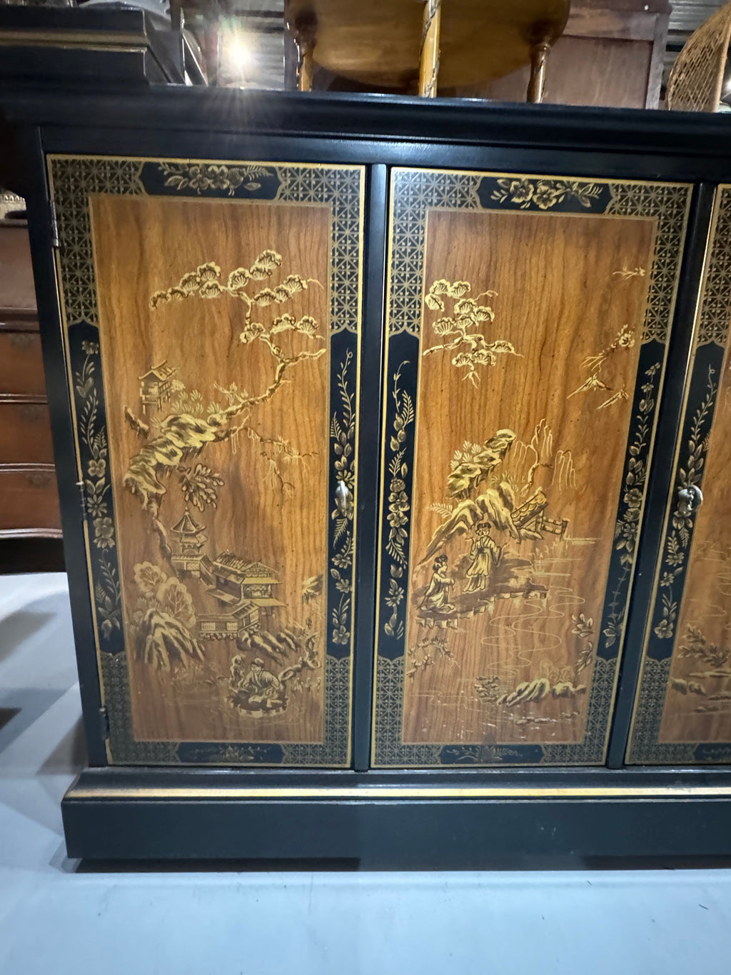 Drexel Et Cetera Collection Black Lacquer Chinoiserie Buffet Server with Flip Top