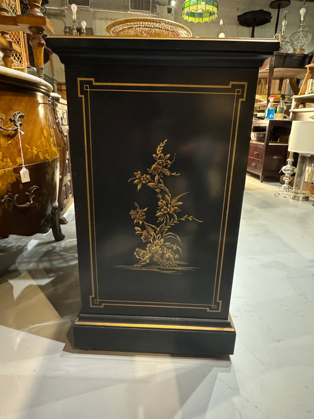Drexel Et Cetera Collection Black Lacquer Chinoiserie Buffet Server with Flip Top