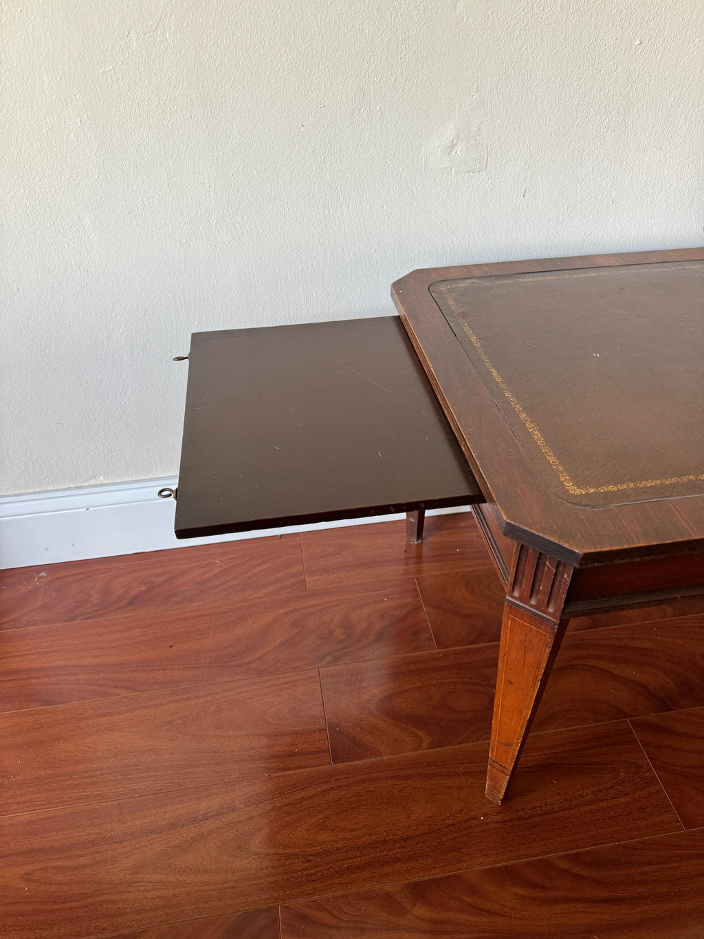 Vintage Regency Style Leather Top Expandable Table