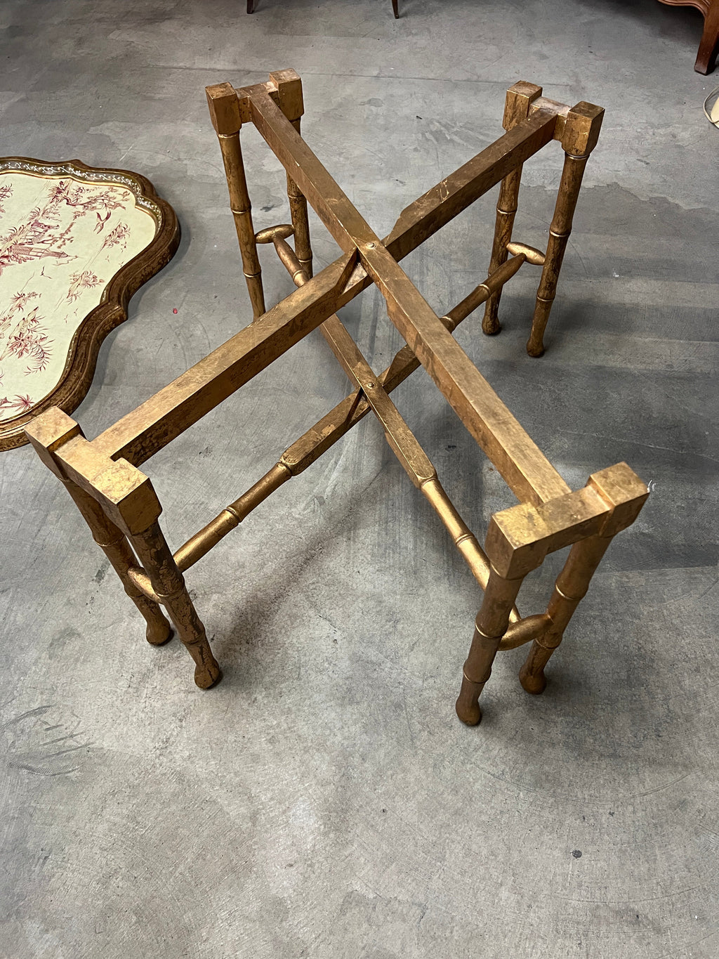 Vintage Hand Painted Chinoiserie Coffee/Tray Table by Sarreid, Ltd.