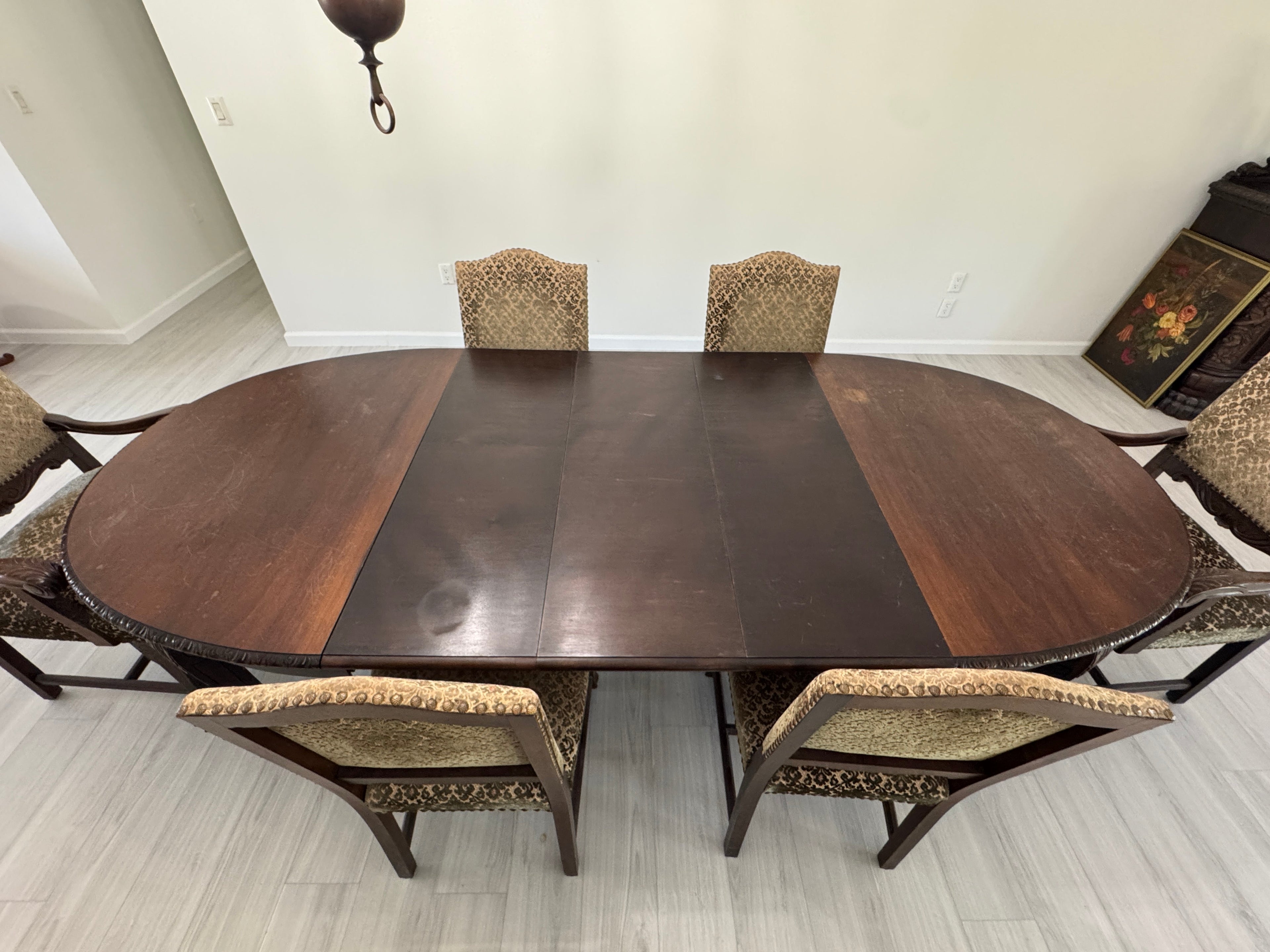 Victorian Carved Mahogany Clawfoot Extension Table with 6 Upholstered Chairs