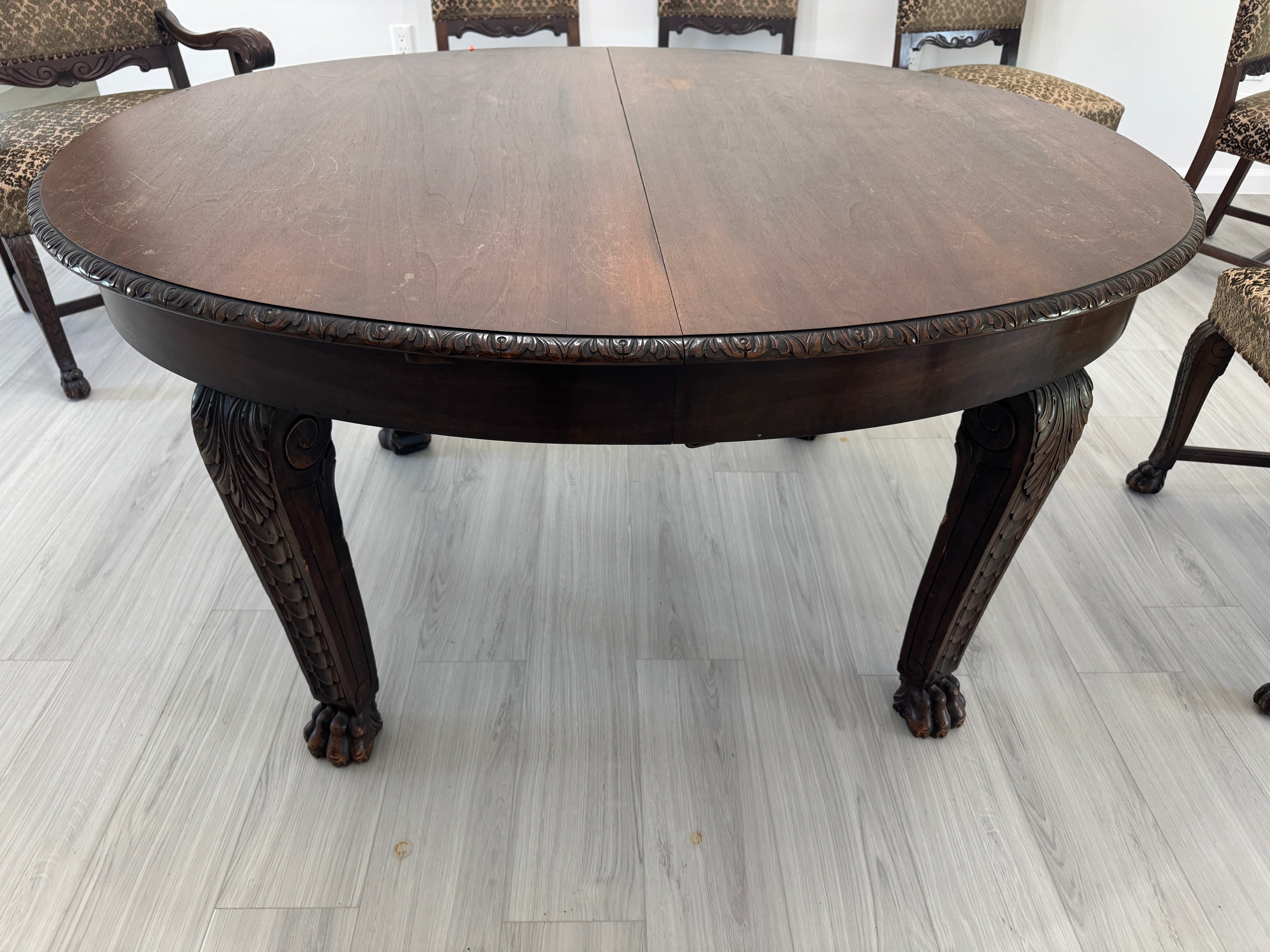 Victorian Carved Mahogany Clawfoot Extension Table with 6 Upholstered Chairs