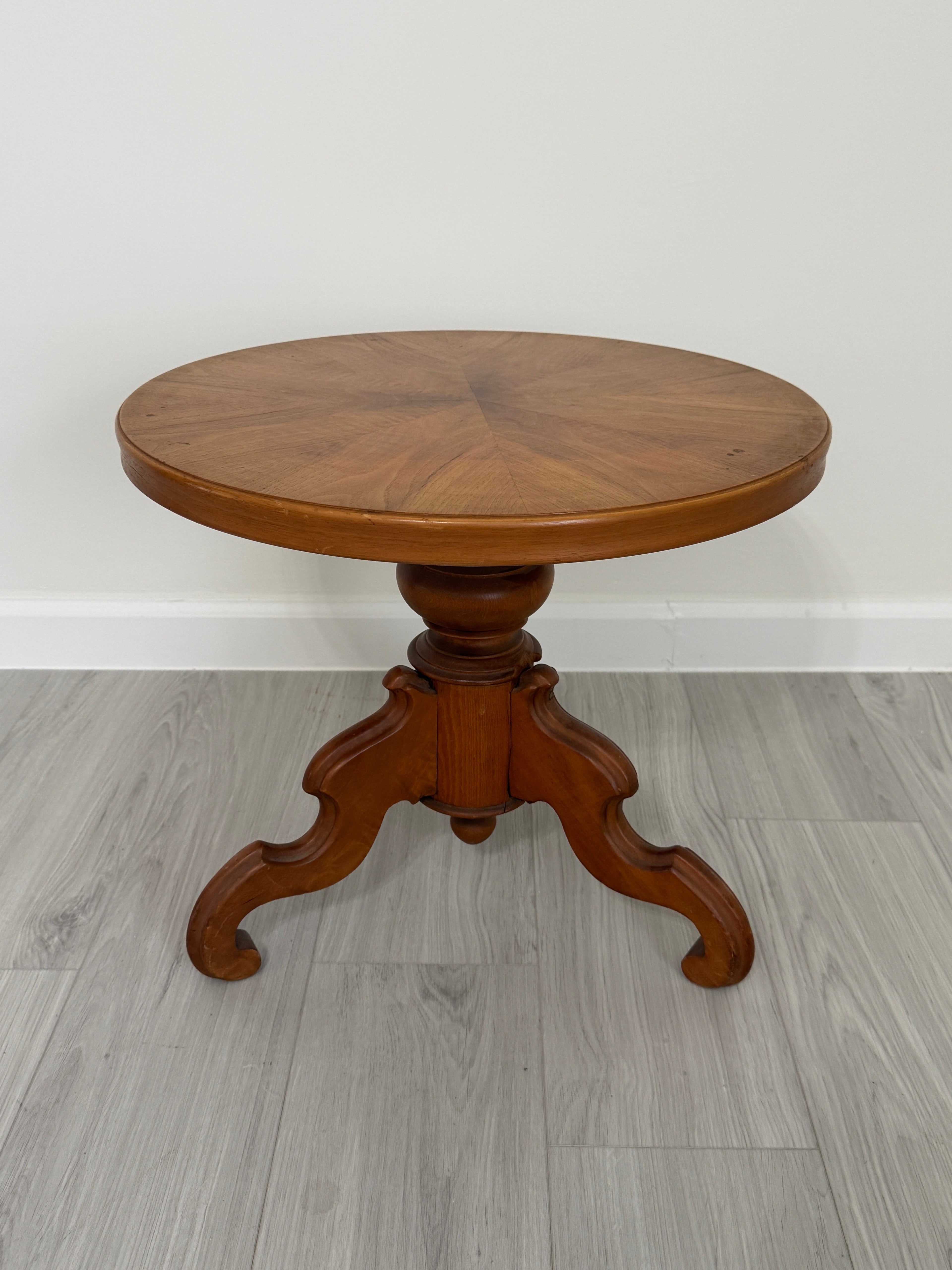 Antique Victorian Pedestal Parlor Side Table