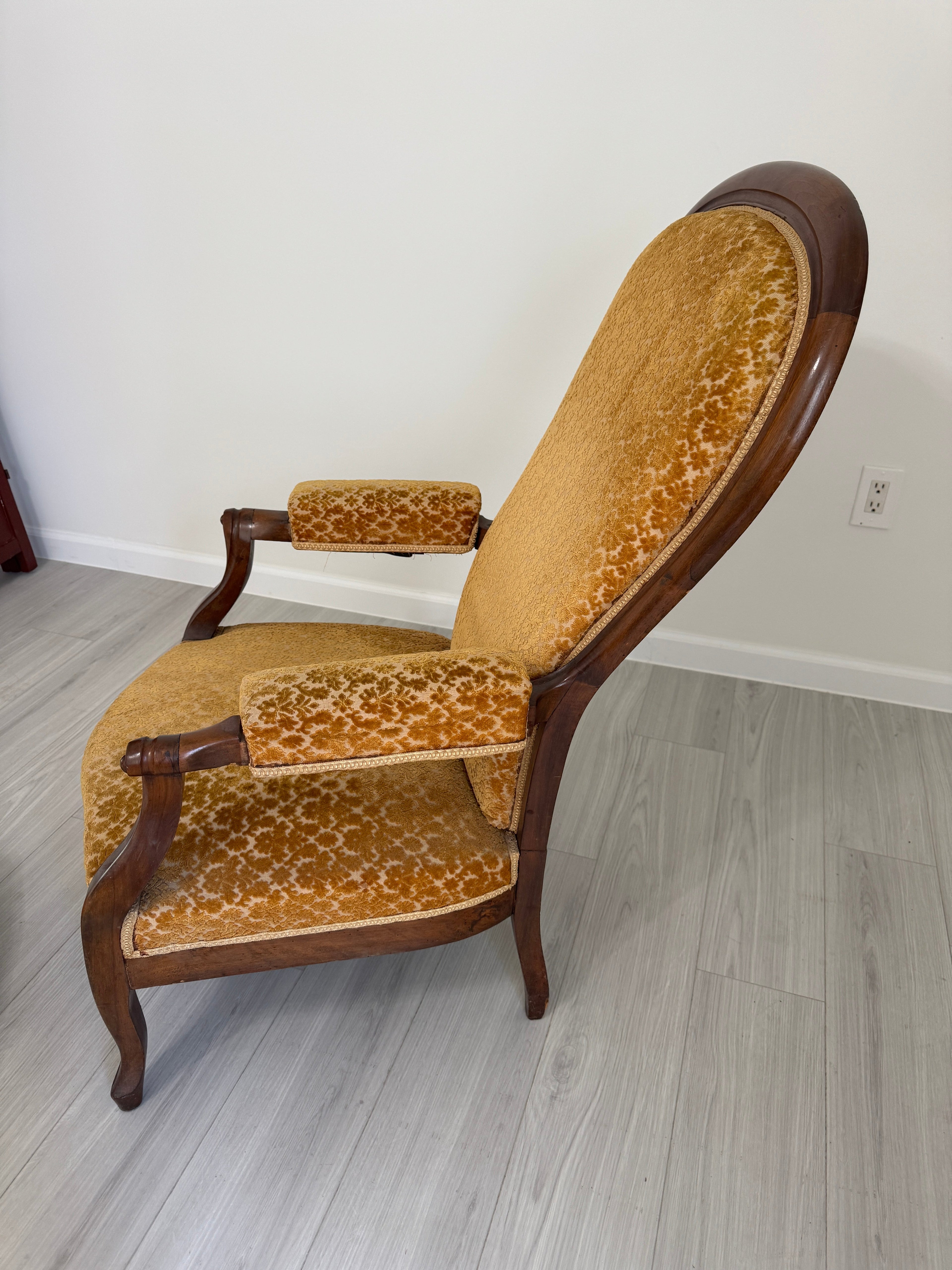 19th Century Recliner with Velvety Damask Upholstery with Footstool