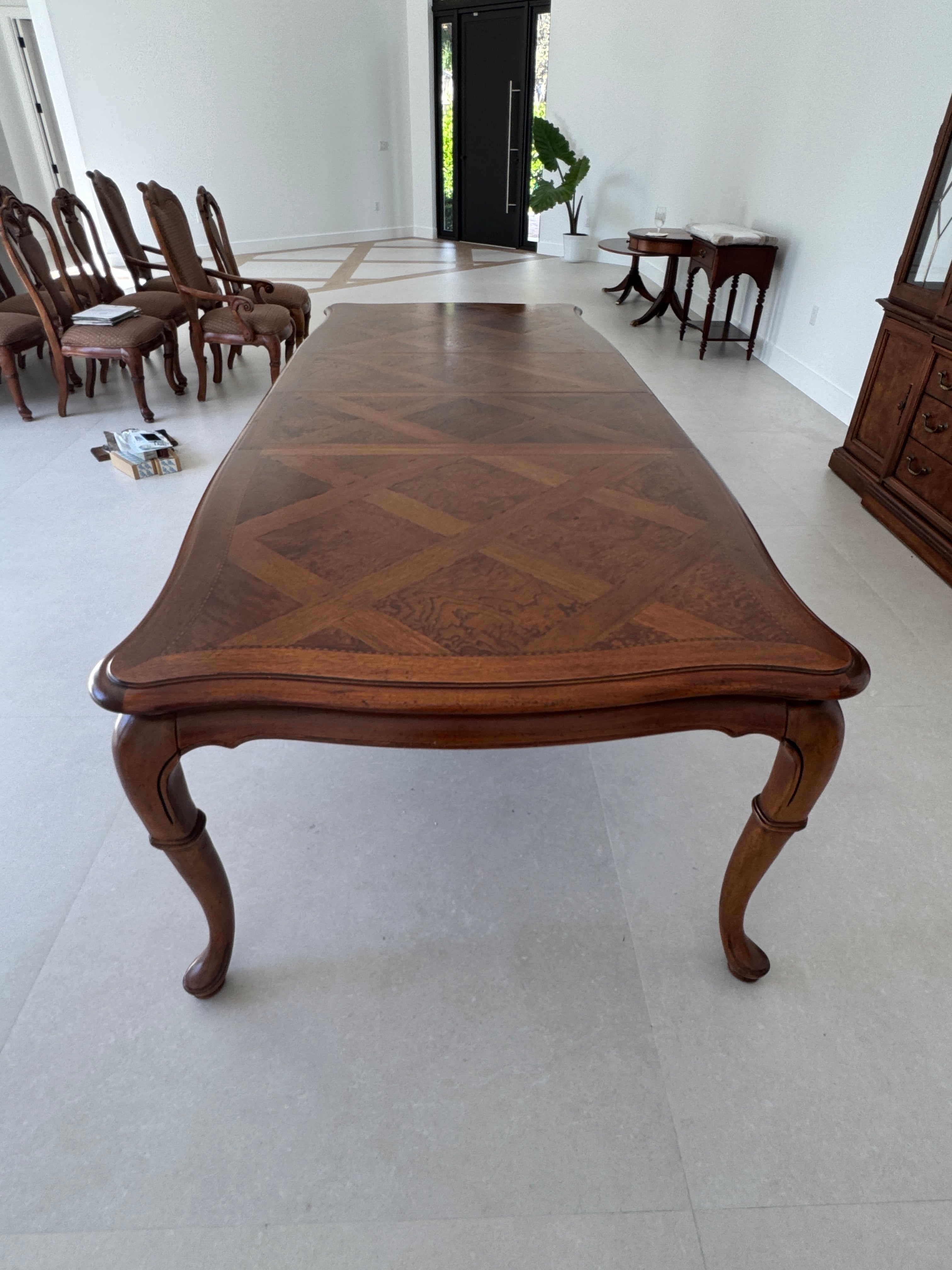 Thomasville Burl Oak British Gentry Collection Dining Table with Two Extension Leaves