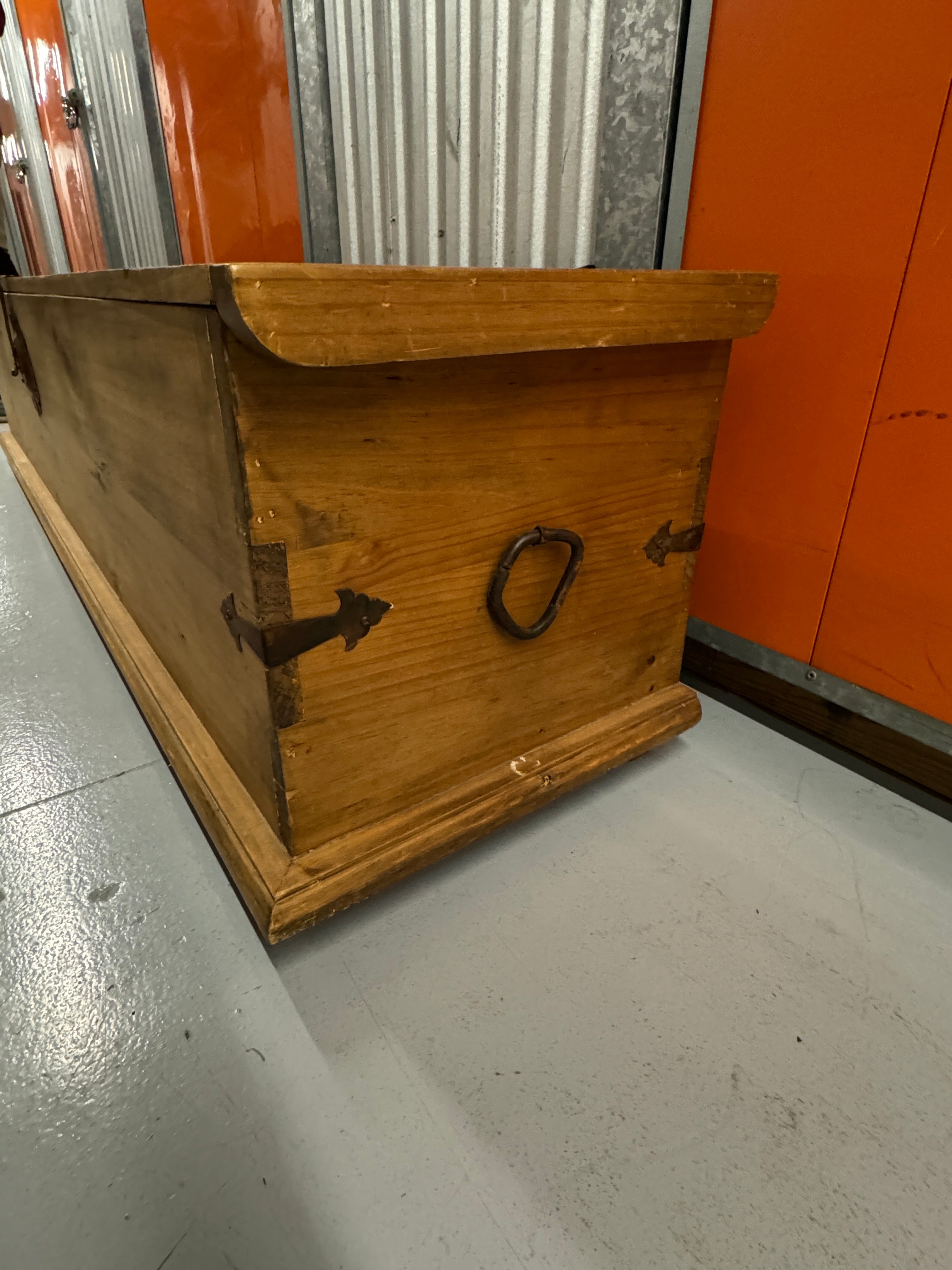 Vintage Primitive Pine Storage Chest Trunk Bench - King Size