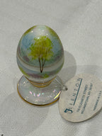 Fenton Iridescent Hand Painted Easter Egg