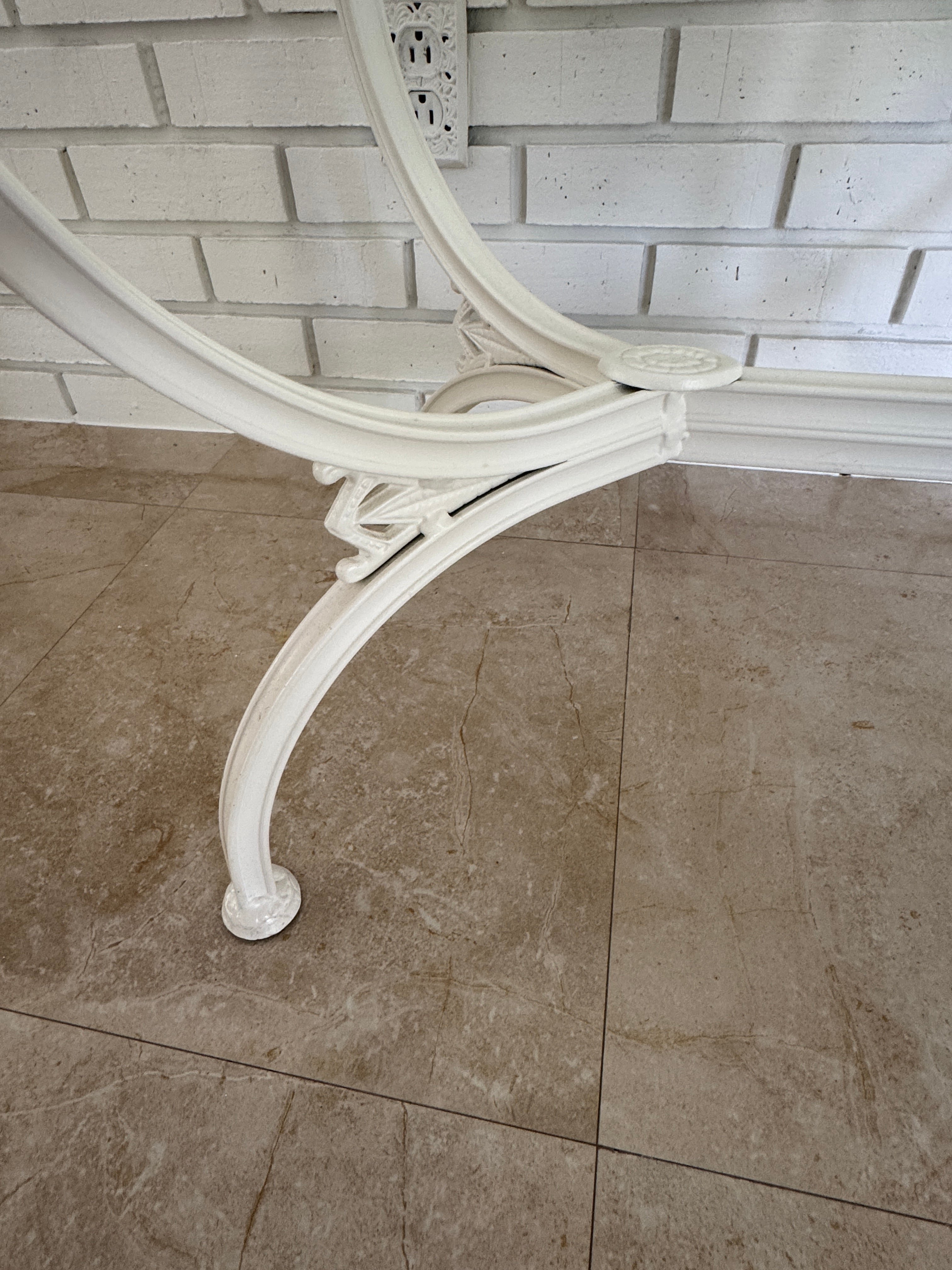 1970s Painted Wrought Iron Indoor/Outdoor Coffee or Side Table with Glass Top