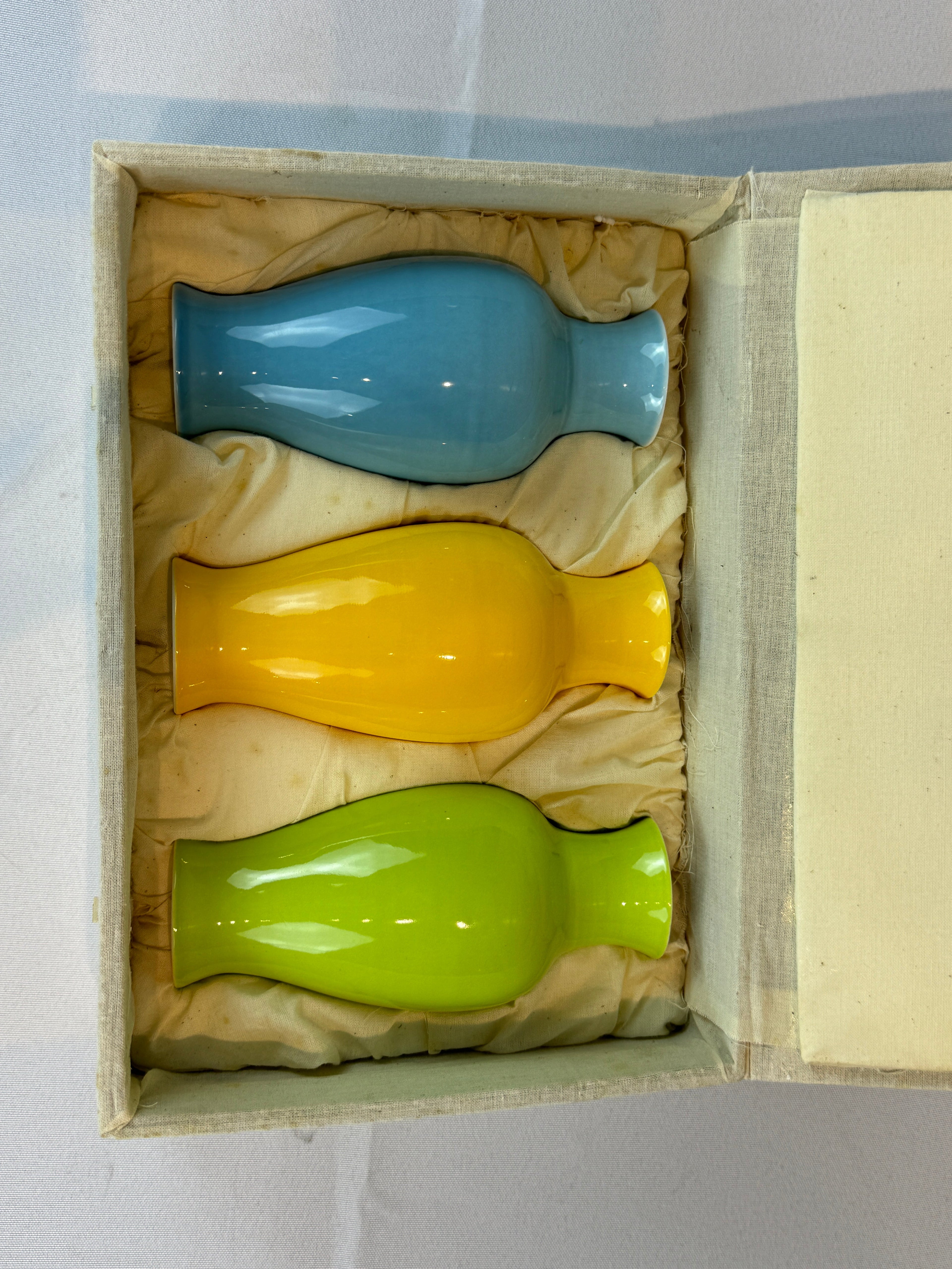 Vintage Middle Kingdom Glossy Mini Bud Vases - Boxed Set of 3