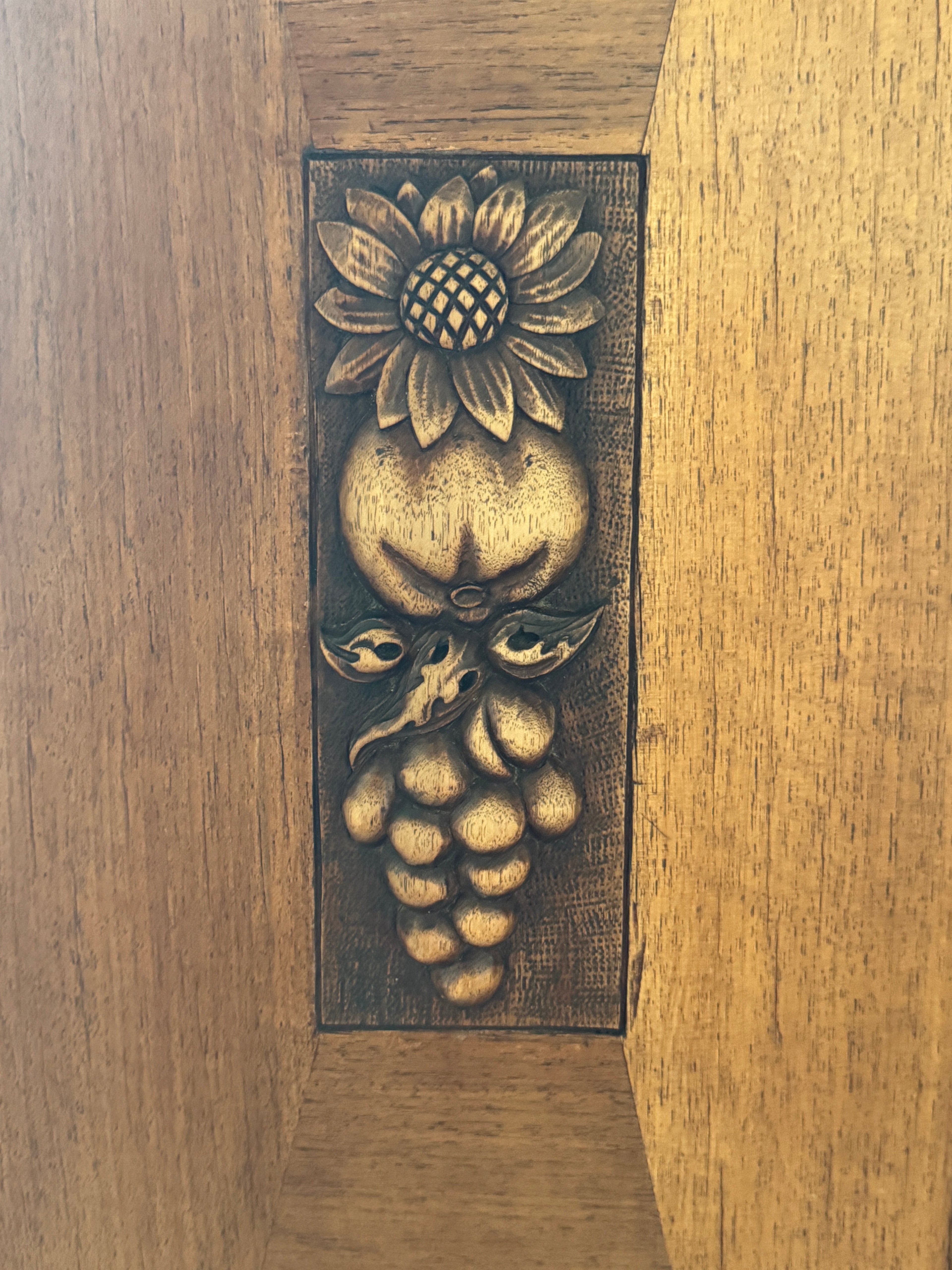 Deco Style Antique Mirrored Cabinet Buffet Sideboard