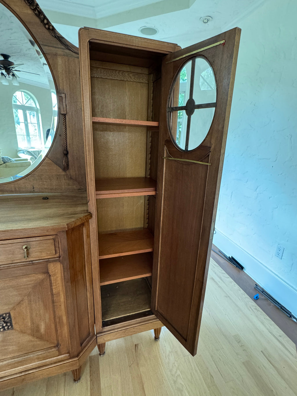 Deco Style Antique Mirrored Cabinet Buffet Sideboard