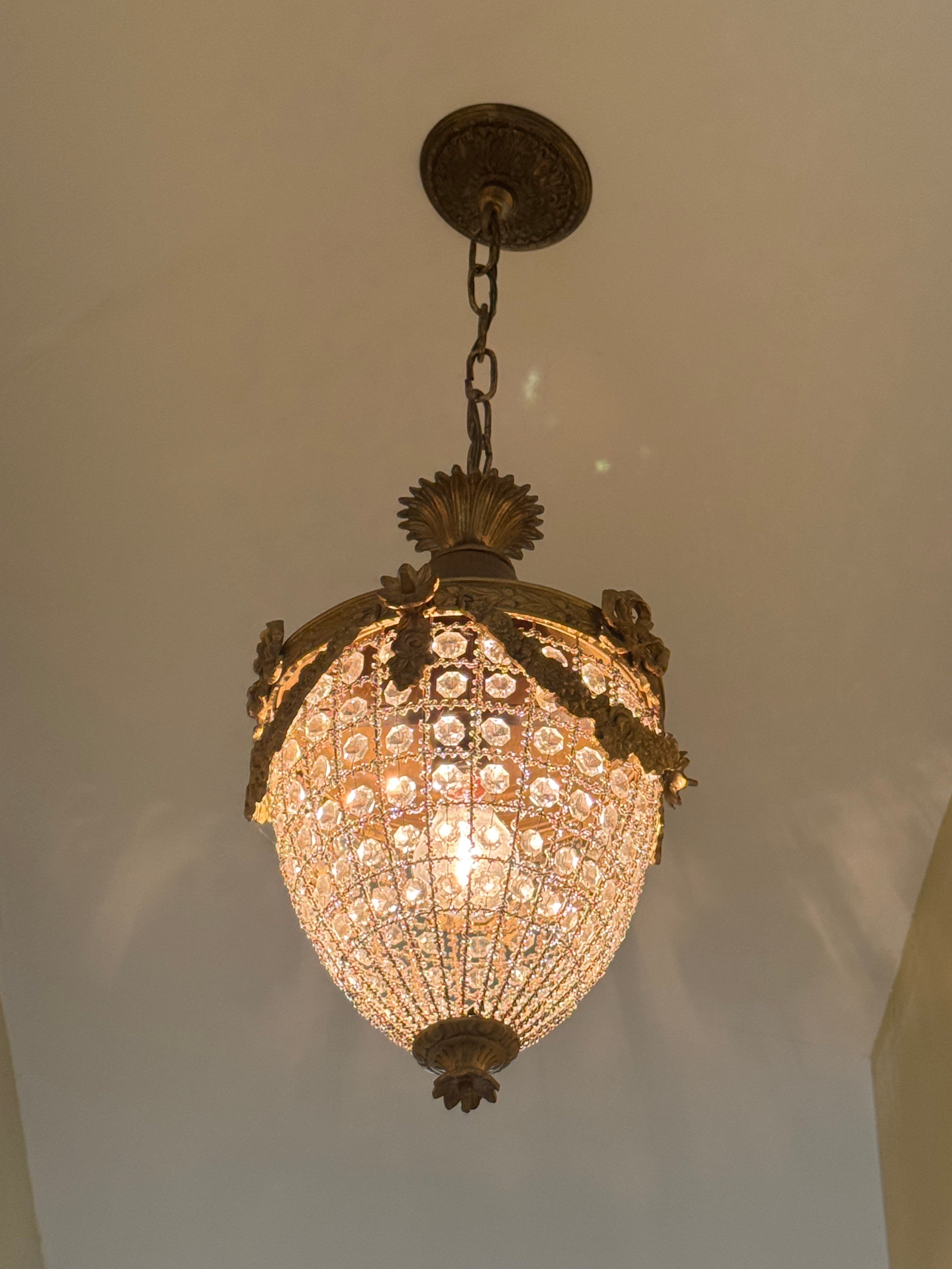 French Rococo Style Teardrop Pendant Chandelier with Gilded Brass and Crystals