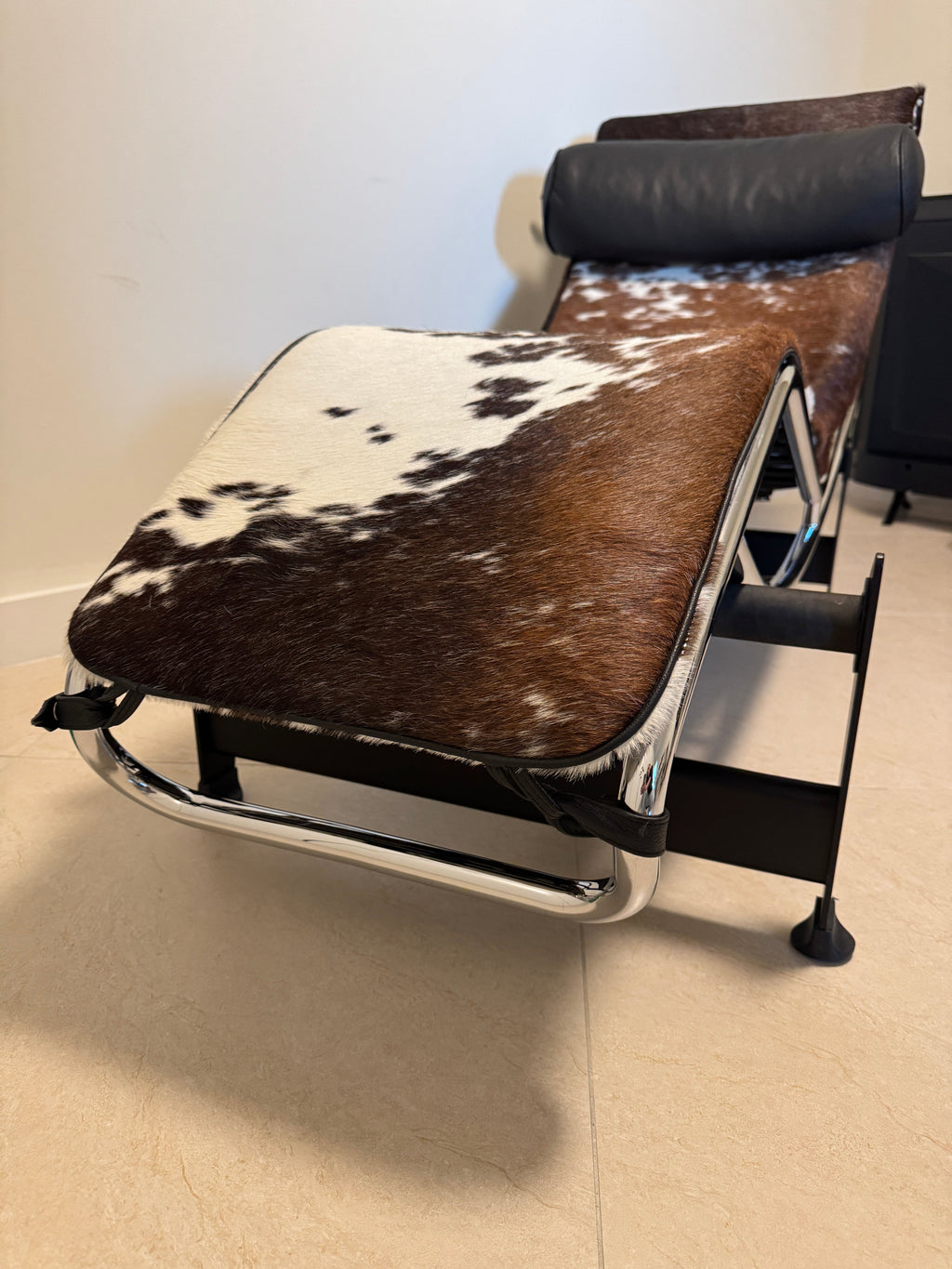 Cassina LC4 Chaise Lounge in the Tri-Color Cowhide by Design Within Reach