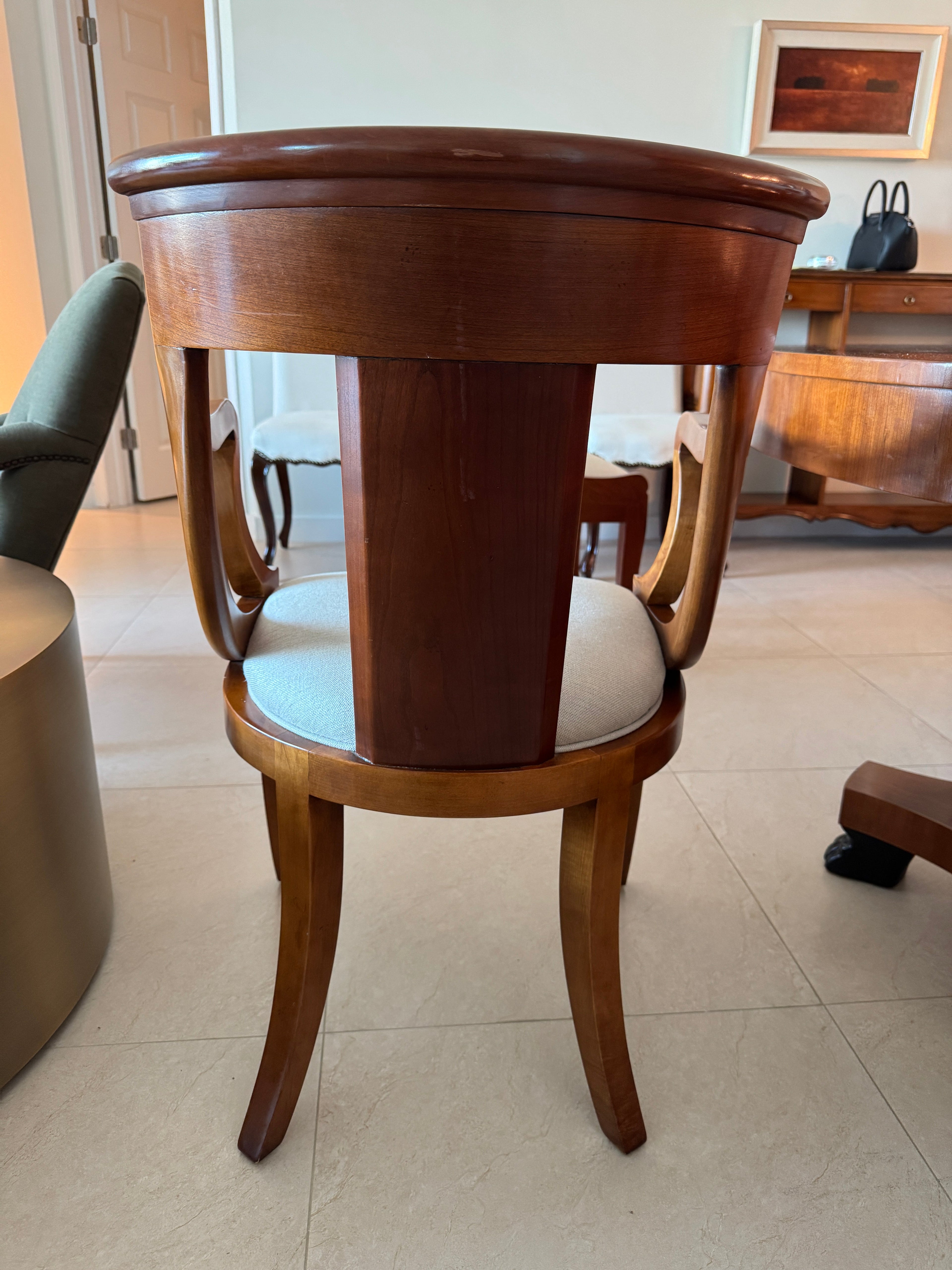 Baker Furniture Palladian Collection Neoclassic Style Extension Dining Table with 8 Chairs