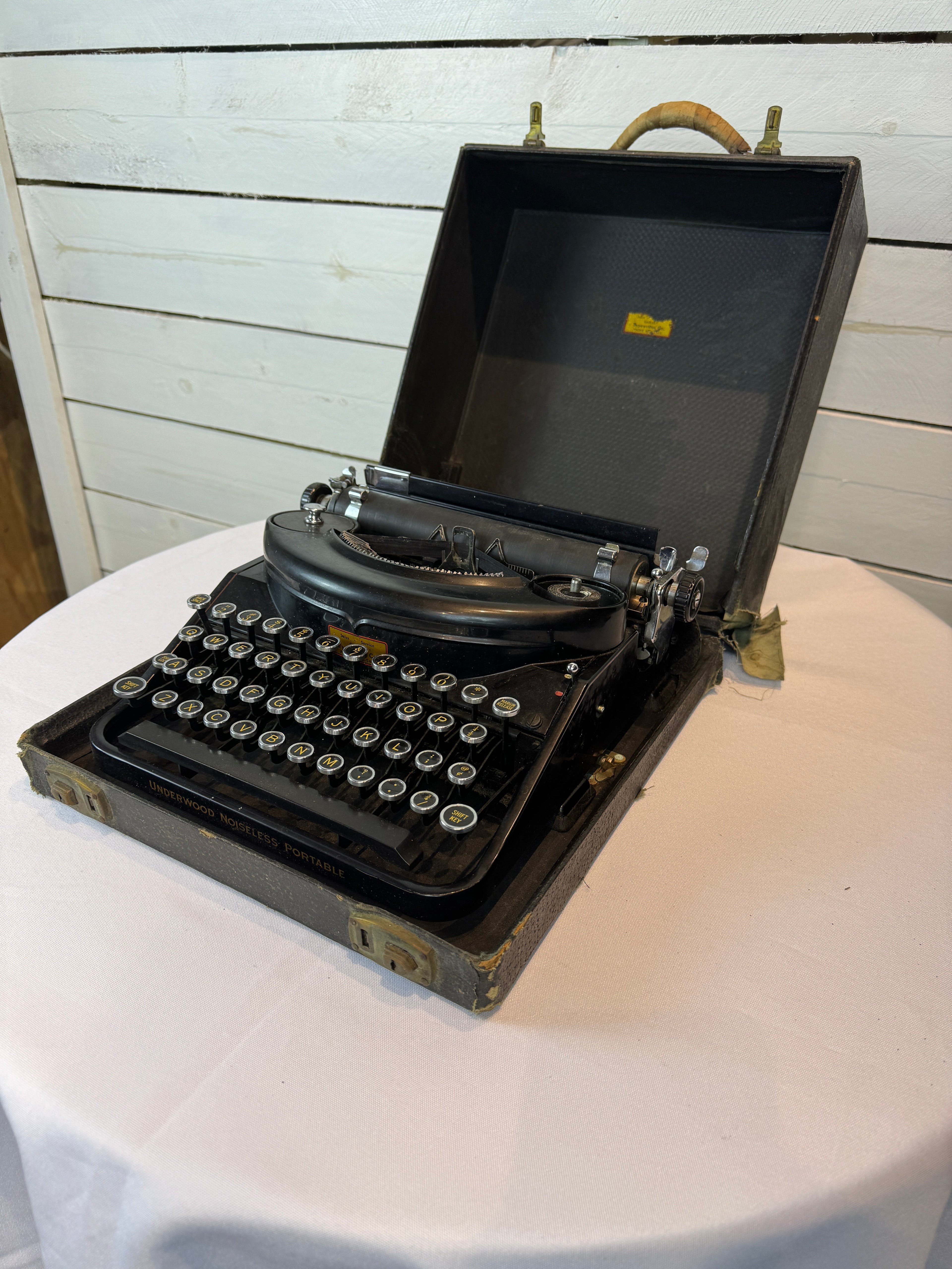 Antique 1934 Remington for Underwood Noiseless Portable Typewriter Serial #651232