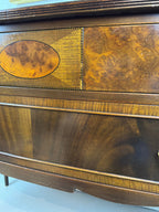 Vintage Hepplewhite Style Mahogany Sideboard/Buffet/Credenza
