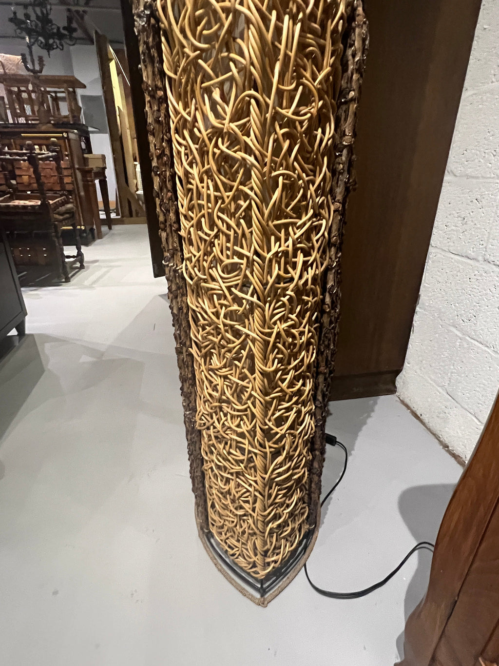 Rattan Coastal/Boho Chic/Tropical Decorative Floor Lamp