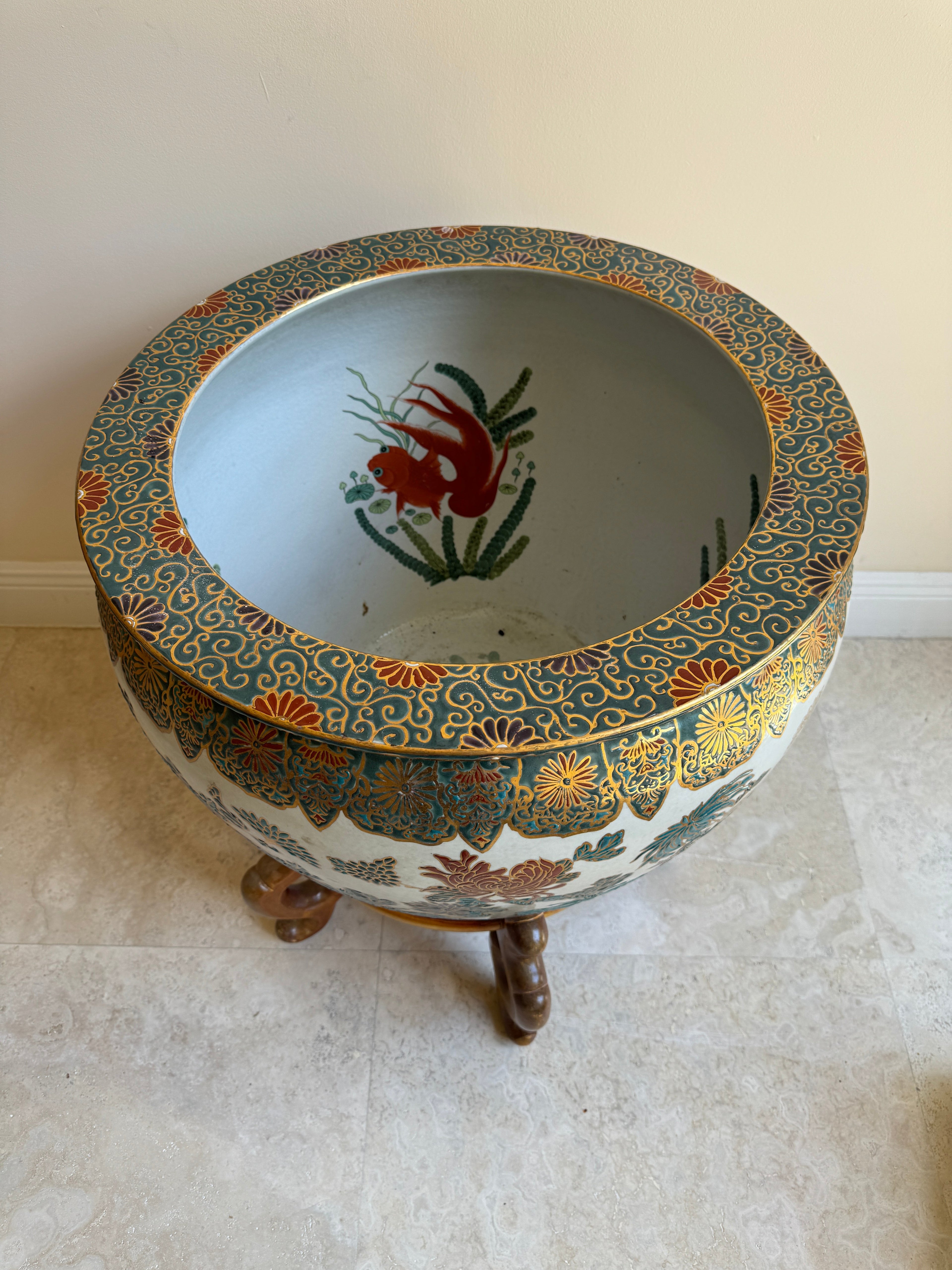 Large Vintage Ceramic Chinese Fishbowl/Jardiniere Planter With a Coral and Flower Motif. Stand Included.