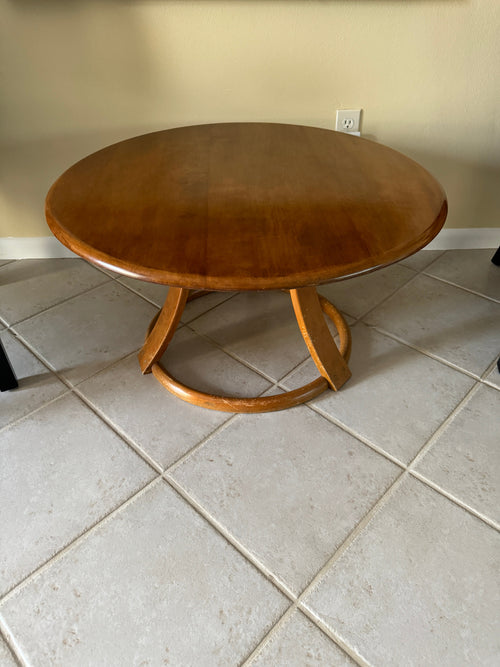 1940s MCM Leo Jiranek by Heywood-Wakefield Round Coffee Table with Lazy Susan, Maple Finish