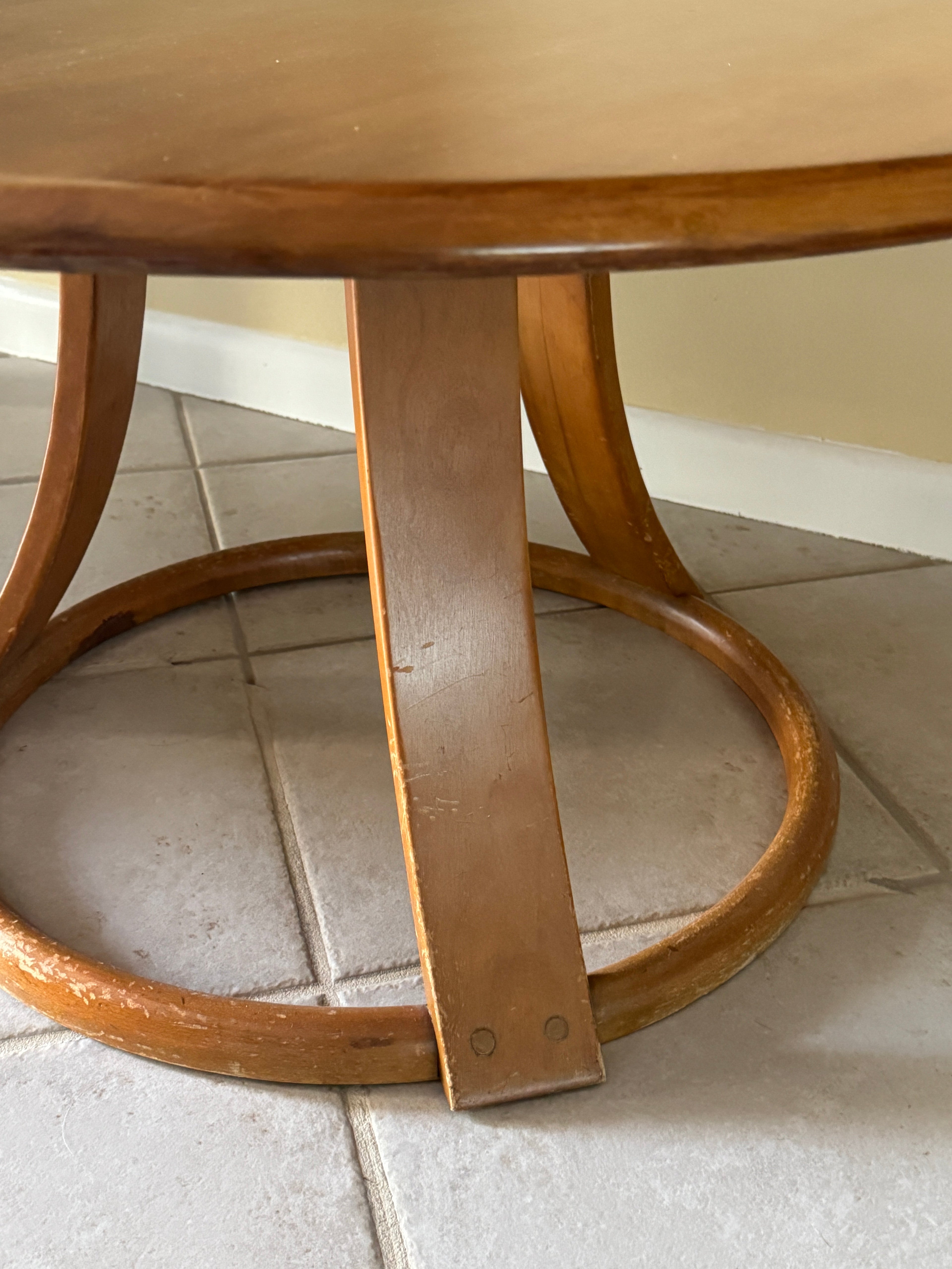1940s MCM Leo Jiranek by Heywood-Wakefield Round Coffee Table with Lazy Susan, Maple Finish